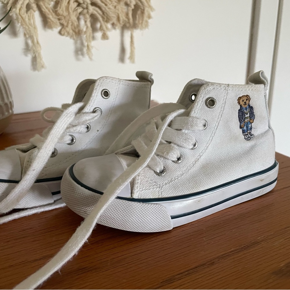 Kids High-Top Sneakers with Bear Patch - White